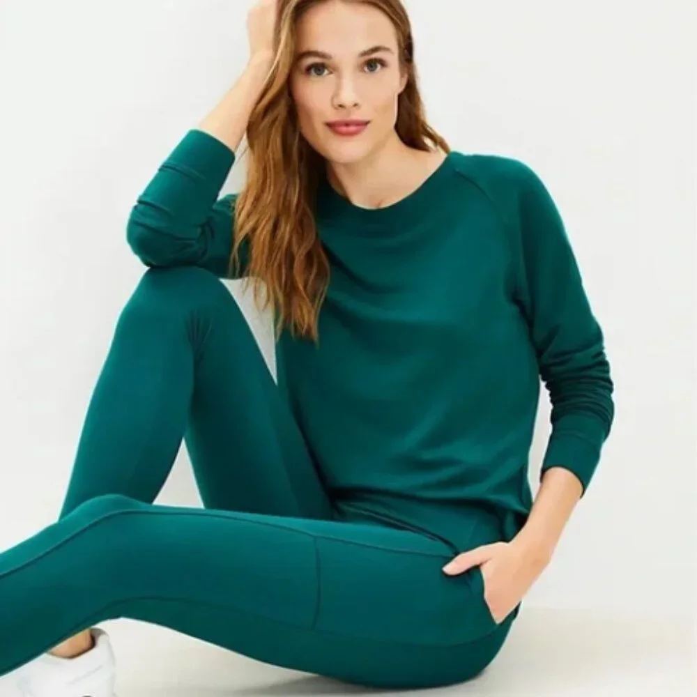 NWT Lou & Grey the Ponte Pocket Legging in Esmerald Green Side Pockets Size S